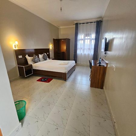 Grand Amoena Guest House نيفاشا المظهر الخارجي الصورة