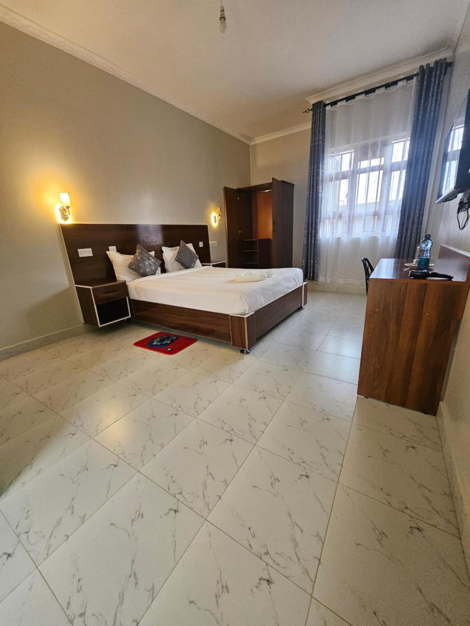 Grand Amoena Guest House نيفاشا المظهر الخارجي الصورة